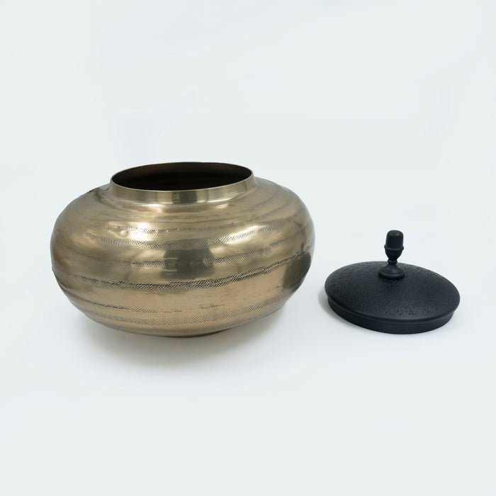 Vibhooti Black and Gold Urn