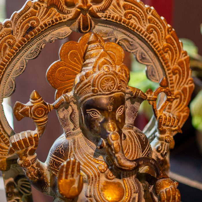 Ganesha With Arch