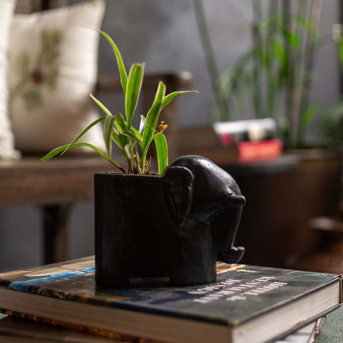 Elephant Black Marble Planter