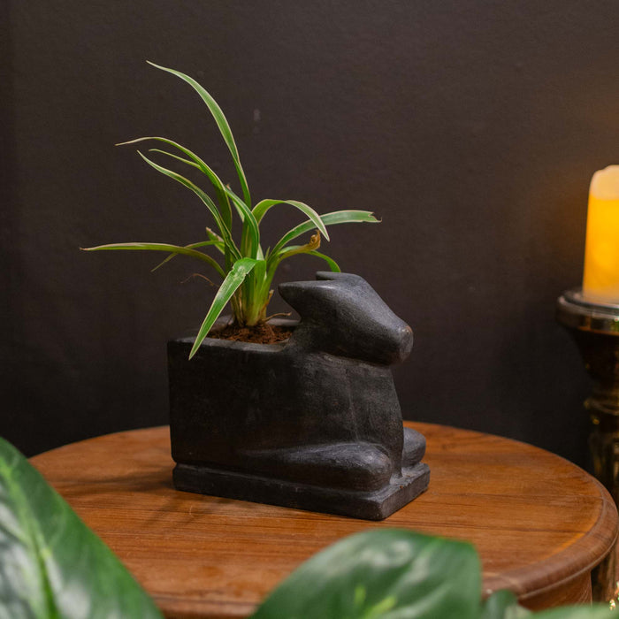 Nandi Black Marble Planter