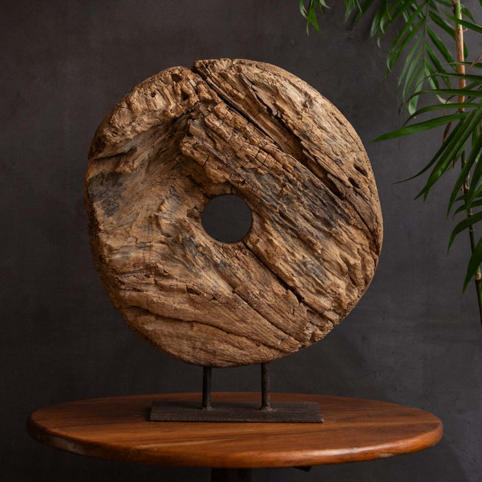 Mantra Teakwood Wheel With Supporting Stand