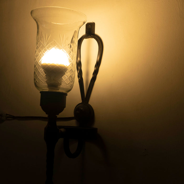 Diabolo Brass Wall Lamp