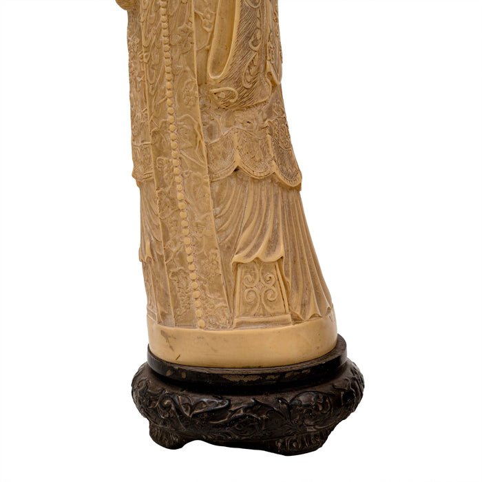 Hiro Immortal Figures on Plinths (Set of 2)