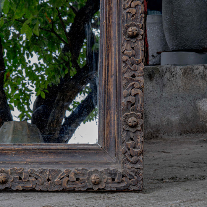 Gul-Posh Recycle Wood Mirror