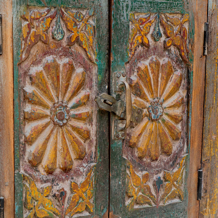 AAGRAH WOODEN CABINET