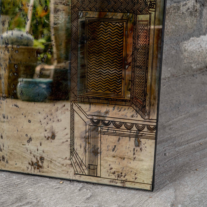 Noorani Mirror