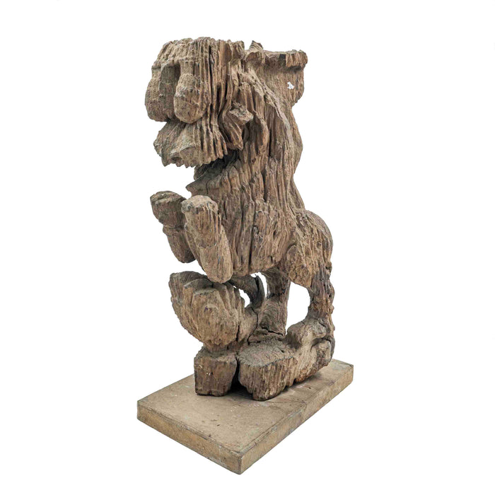 Yaali Wooden Statue