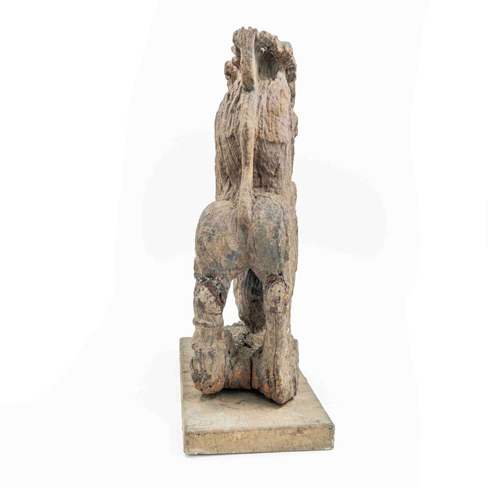 Yaali Wooden Statue