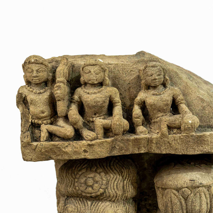 Archaic Statue