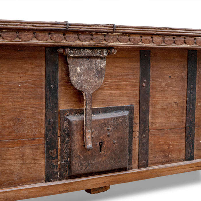 KALAKAAR CHEST BOX