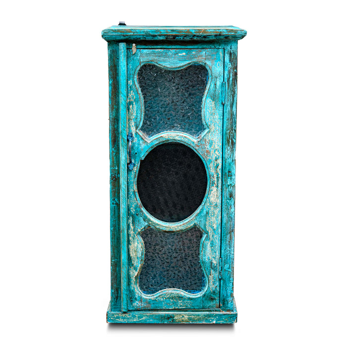 LEELA CABINET