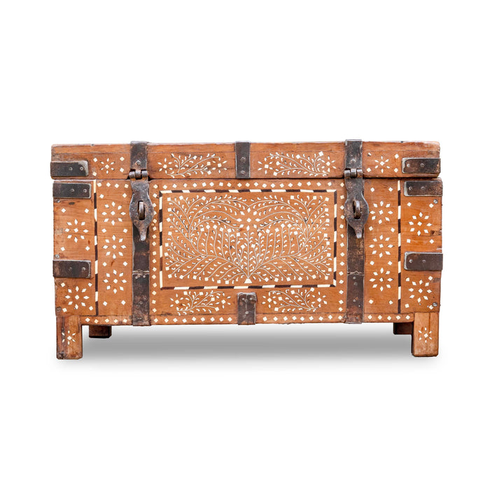 SUTRAM CHEST BOX