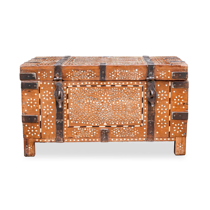 SUTRAM CHEST BOX