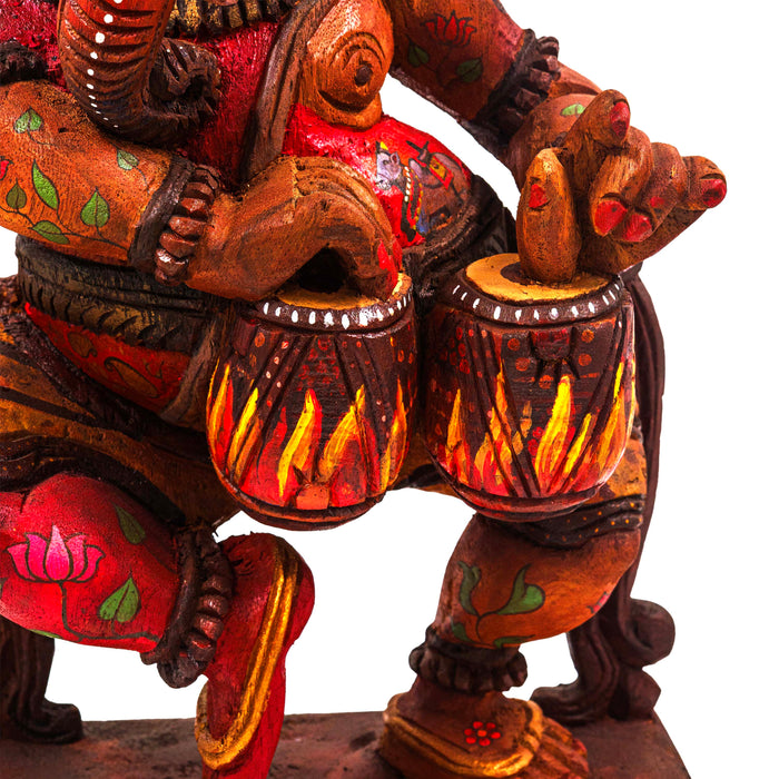Vira Ganesha Vengai Wooden Statue