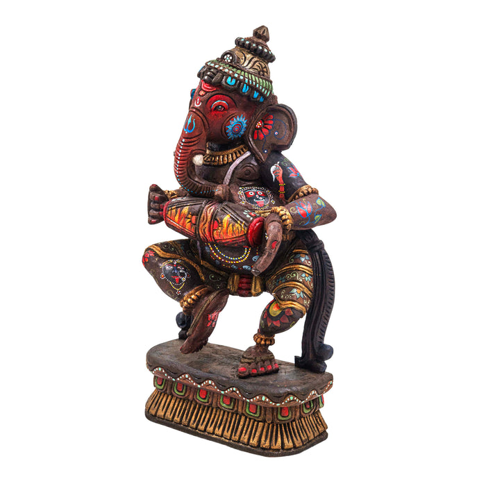 Bhayanaka Ganesha Vengai Wooden Statue