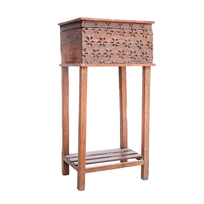 SANCHARAM BOX ON STAND