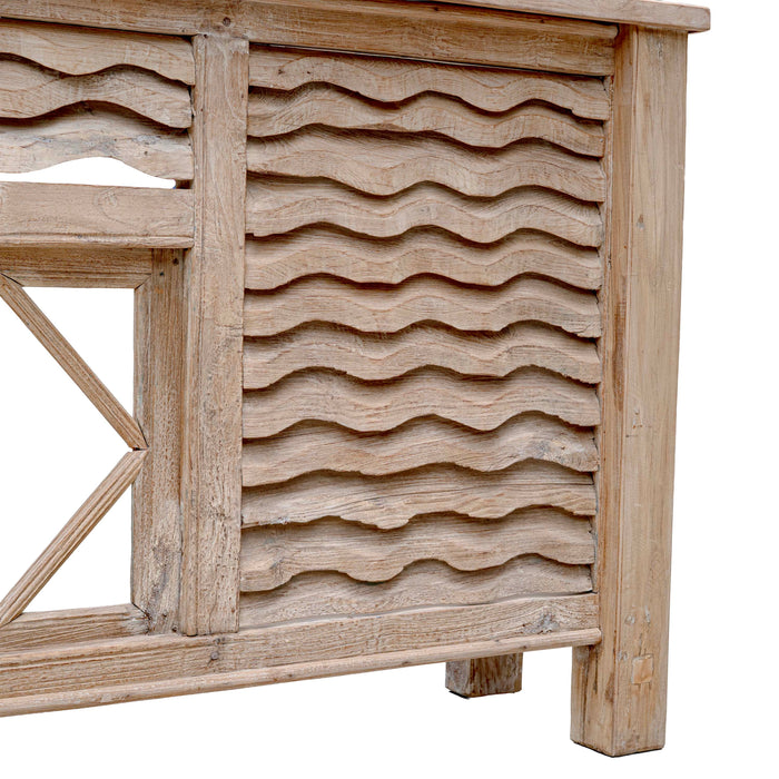 NALINI CONSOLE