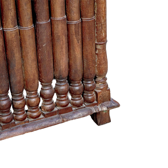 REKHA PEDESTAL STAND