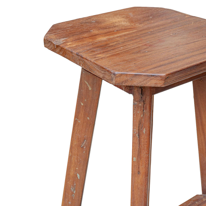 VELOORU STOOL
