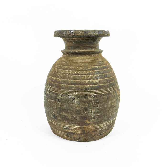 Kaivalya Old Wooden Pot