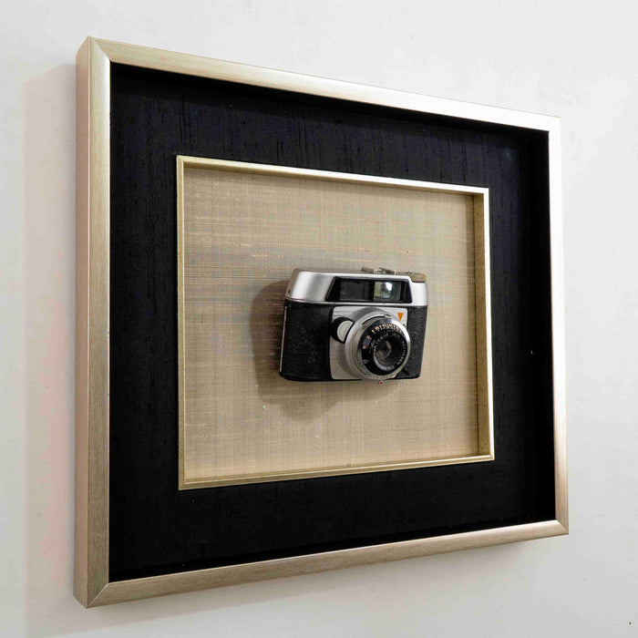 Vintage Camera With Frame ASSORTED