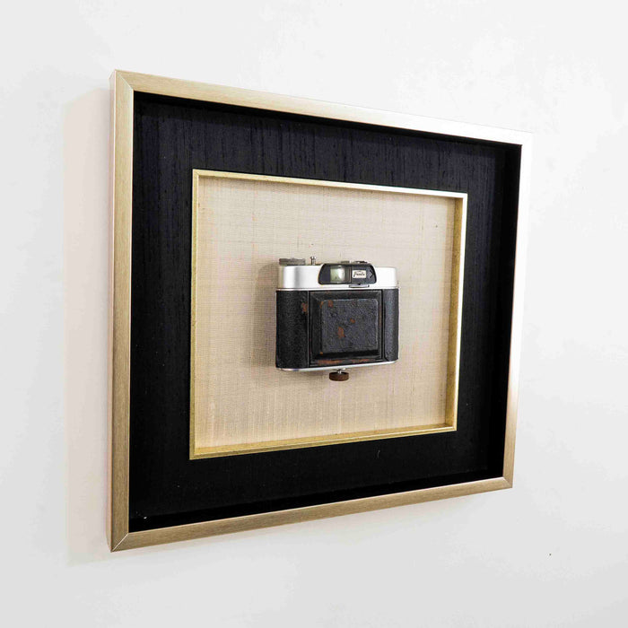 Vintage Camera With Frame ASSORTED