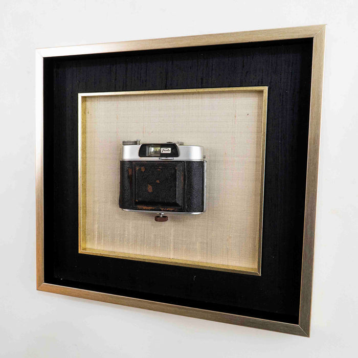 Vintage Camera With Frame ASSORTED