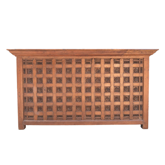 Haveli Crest Bar Counter
