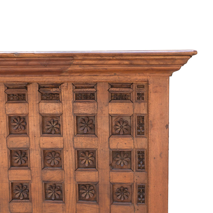 Haveli Crest Bar Counter