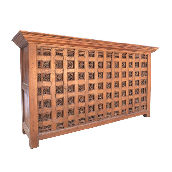 Haveli Crest Bar Counter