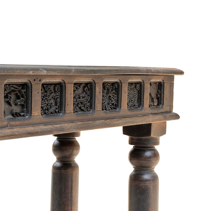 Imperial Harvest Dining Table