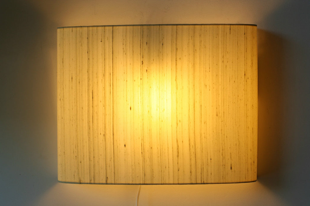 Geant Silk Wall Lamp (Off White)