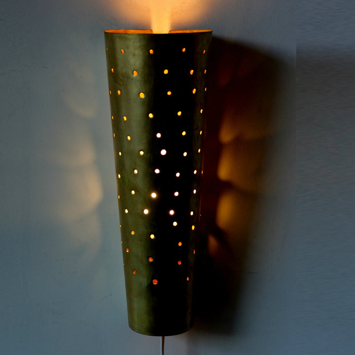 Spike Brass Wall Lamp