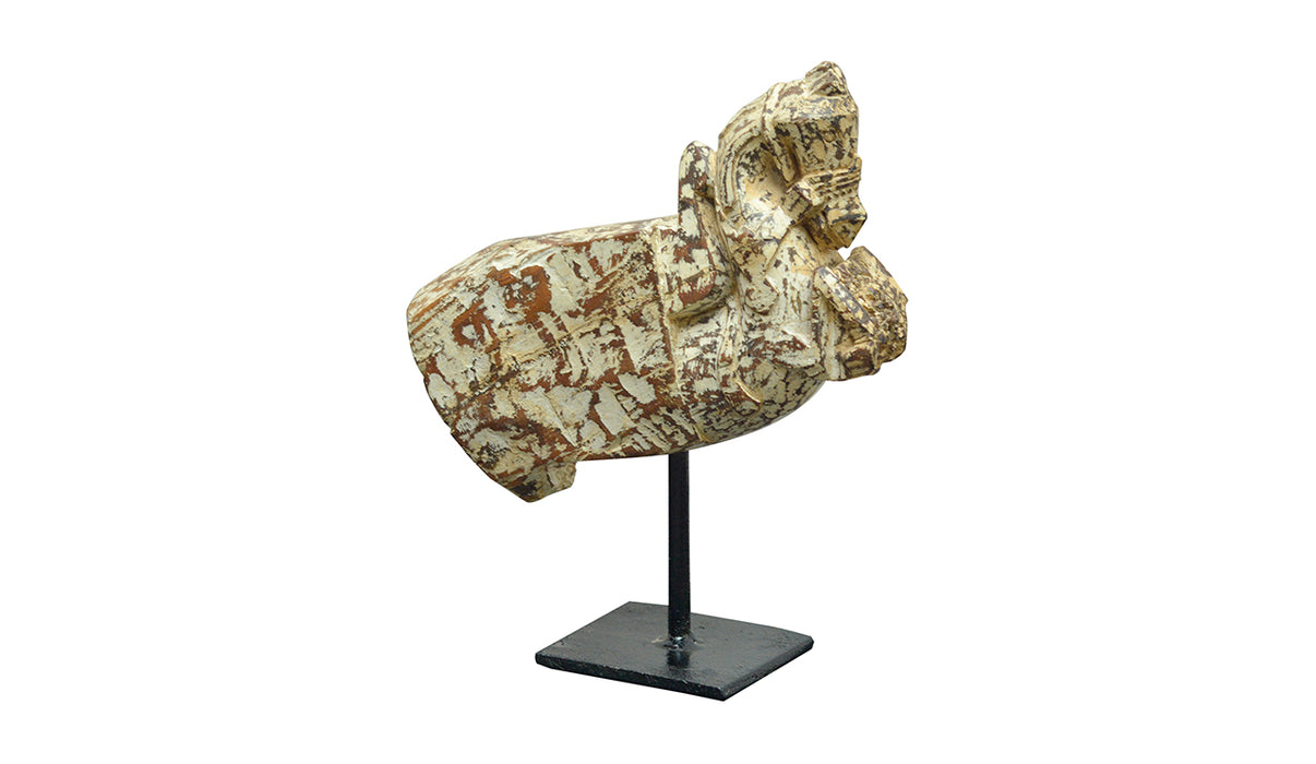 Primitive Horse Head with Iron Stand SNEP